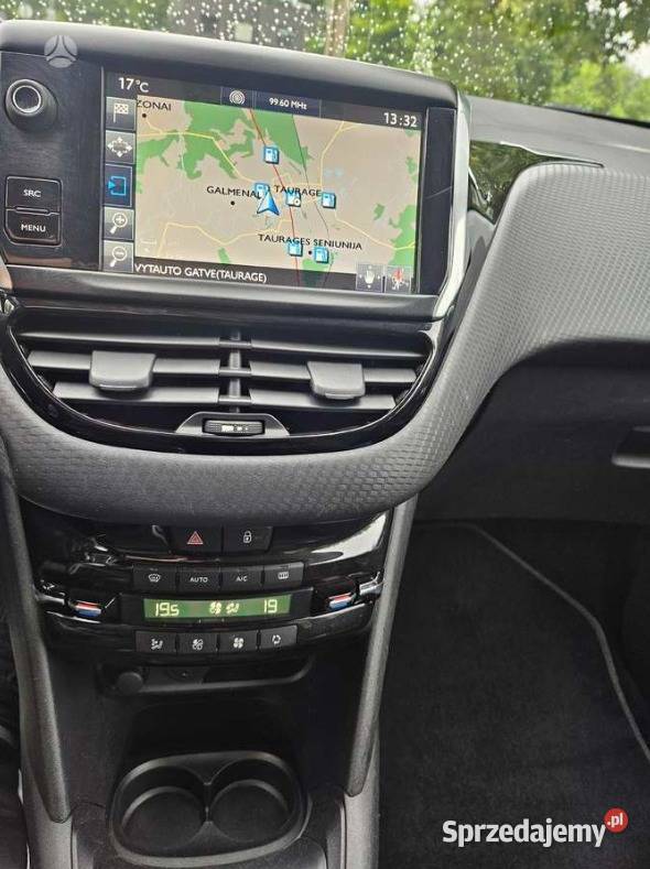 Peugeot 208 Bogate wyposażenie Niski przebieg Pruszcz Gdański