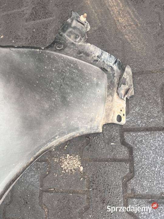 Sprzedam błotnik prawy lewy do Audi a4 b6 LY9B wielkopolskie Czarkowo