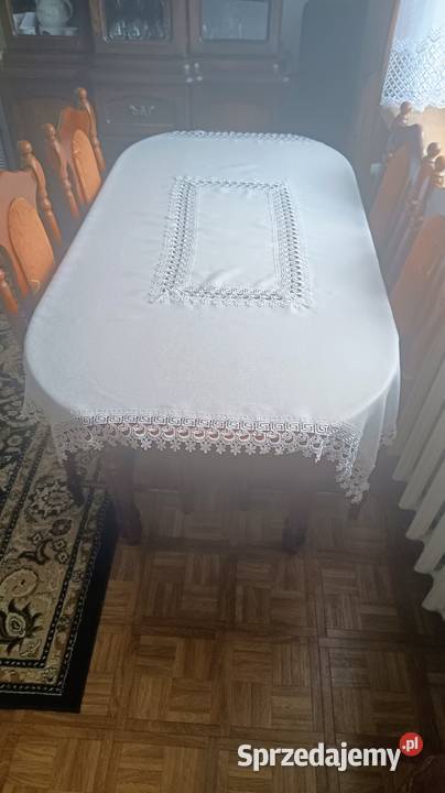 Stół drewniany rozkładany4 krzesła Brzeg sprzedam