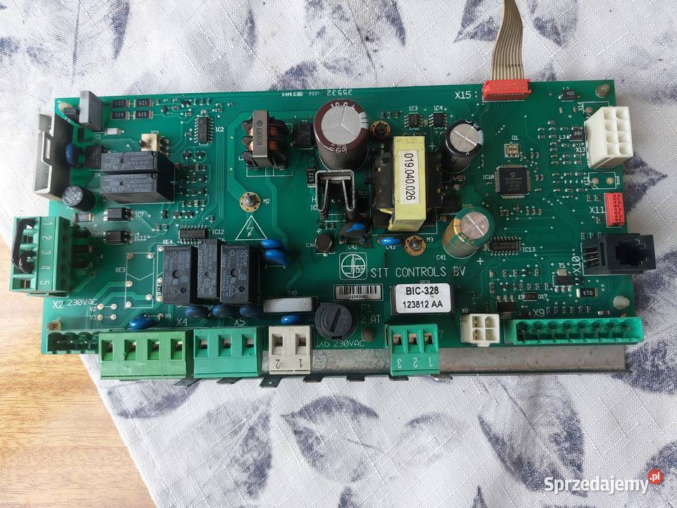 DE DIETRICH MCRII 24 T PŁYTA PIECA 123812 AA sprzedam