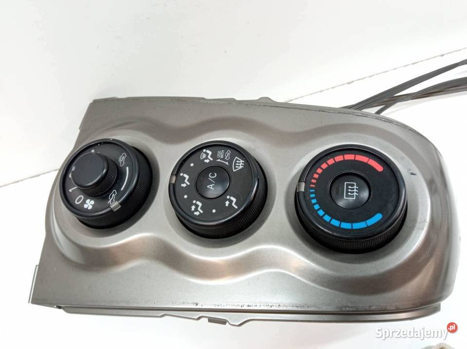 PANEL NAWIEWU LINKI KOMPLET 554060D190 Toyota