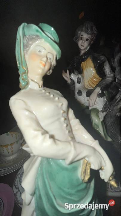 Figurka Spacer damy z chartem Auro Belcari Gdańsk sprzedam