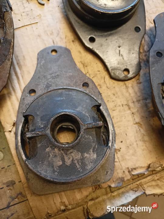 Poduszki silentbloki tylne Skoda 105 tylnego Gdańsk