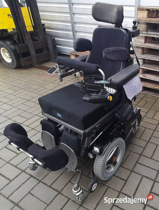Wózek inwalidzki specjalistyczny wielofunkcyjny