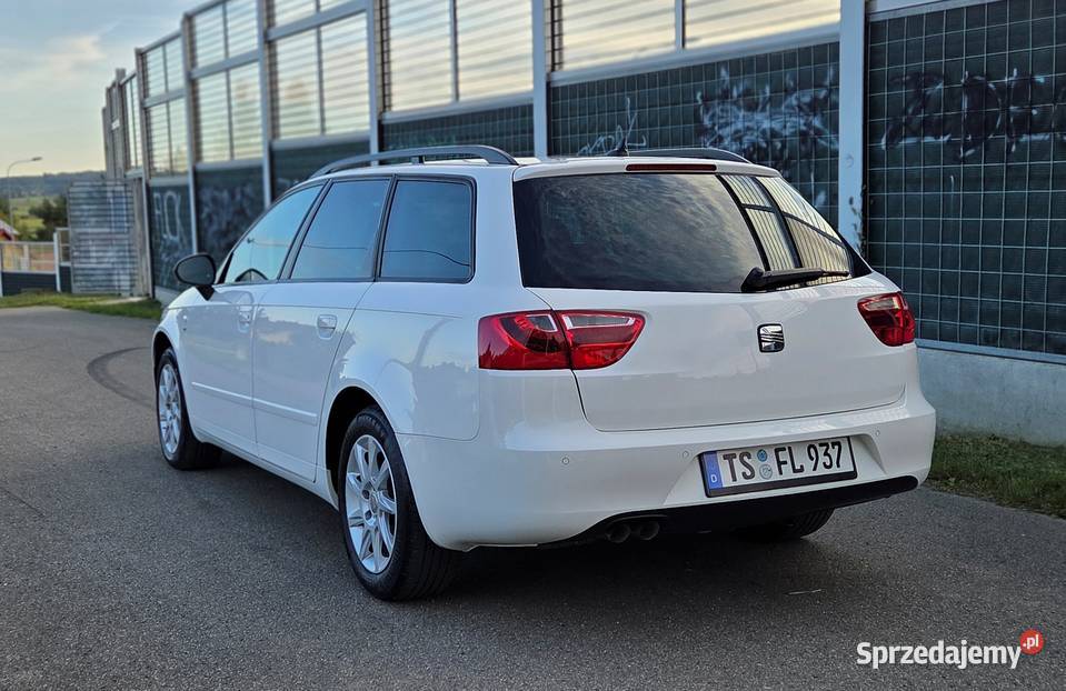 SEAT EXEO ST 20TDI CR 143 2011r BiXenon LED Navi autoalarm