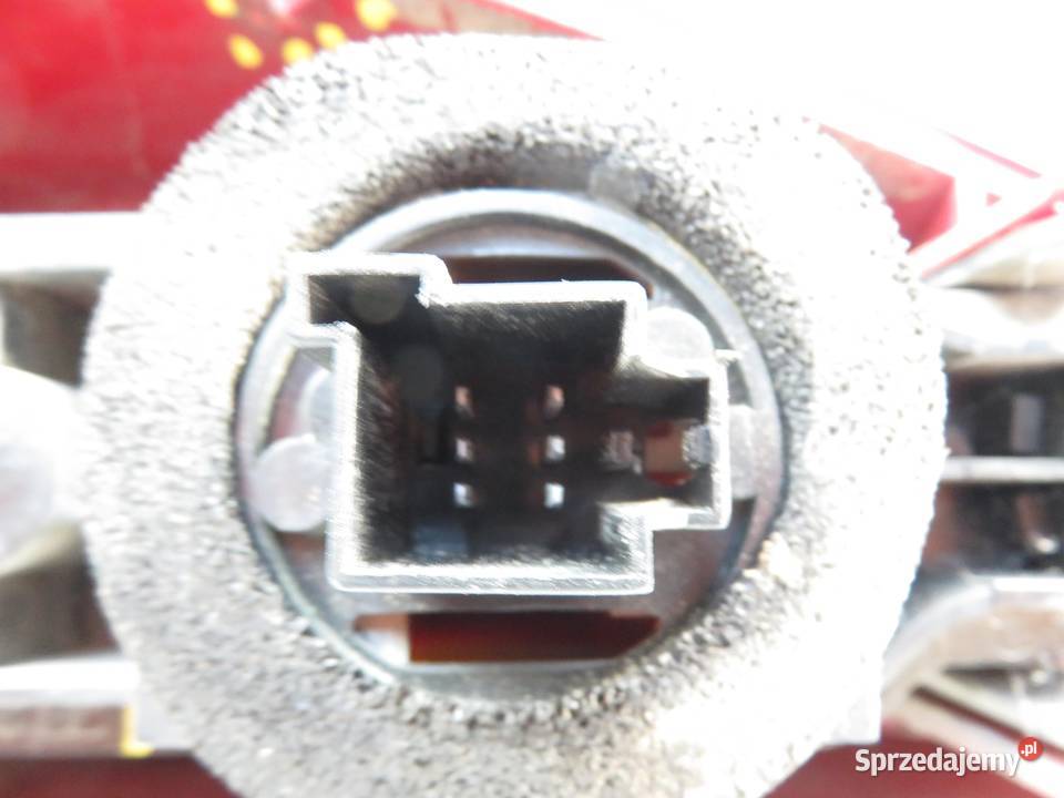 LAMPA PRAWA TYLNA FORD FOCUS MK1 XS4X18N004EC małopolskie sprzedam