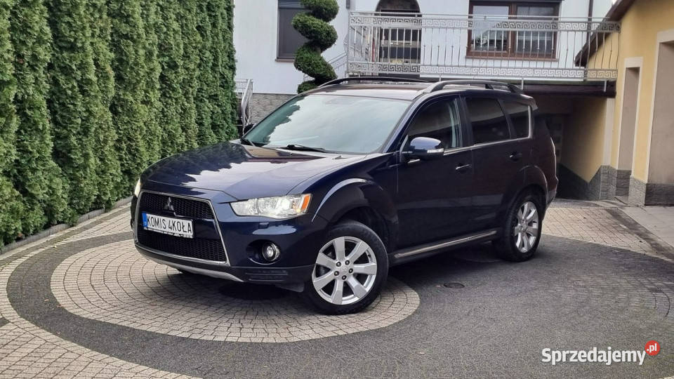 Mitsubishi Outlander 4x4 7 osób 23 177 Opłacony kurtyny powietrzne Płońsk