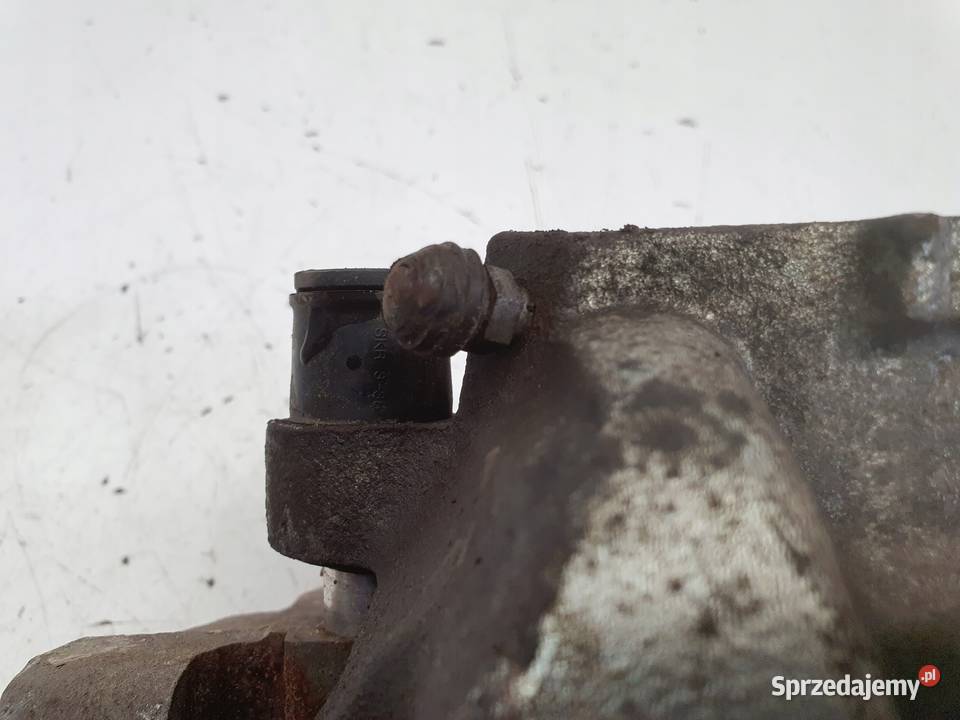 Volvo S90 XC60 II PRZEDNI ZACISK HAMULCOWY prawy Chełm sprzedam