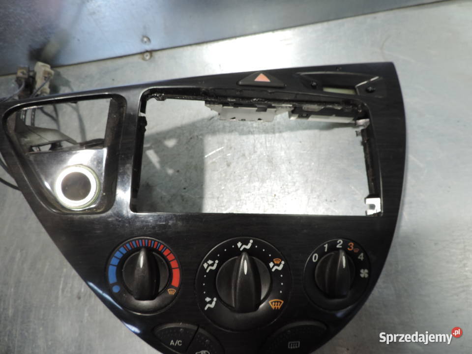 FORD FOCUS MK1 PANEL NAWIEWU KLIMATYZACJI LINKI Rok produkcji 2002 Panele sterowania, przełączniki Nowy Sącz