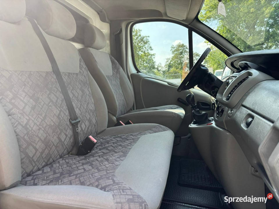 Opel Vivaro 2006L1H1300 Orygialny lakier Złotniki Kujawskie