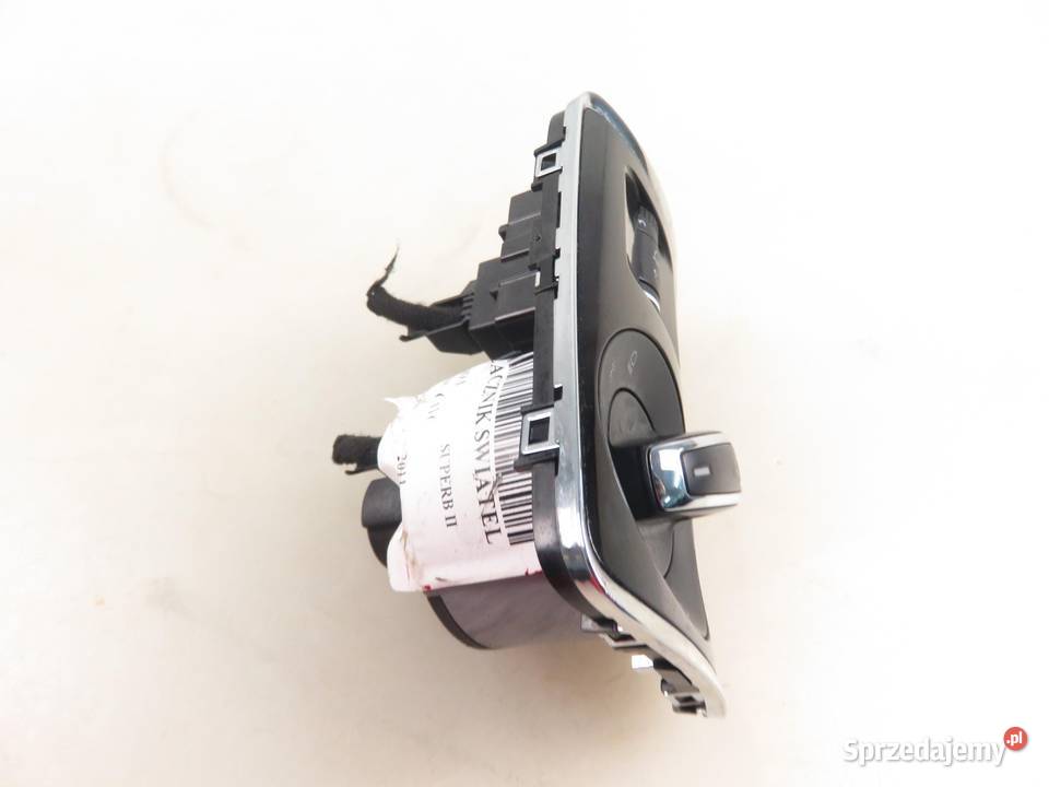 WŁĄCZNIK ŚWIATEŁ SKODA SUPERB II 3T0941431B osobowe małopolskie