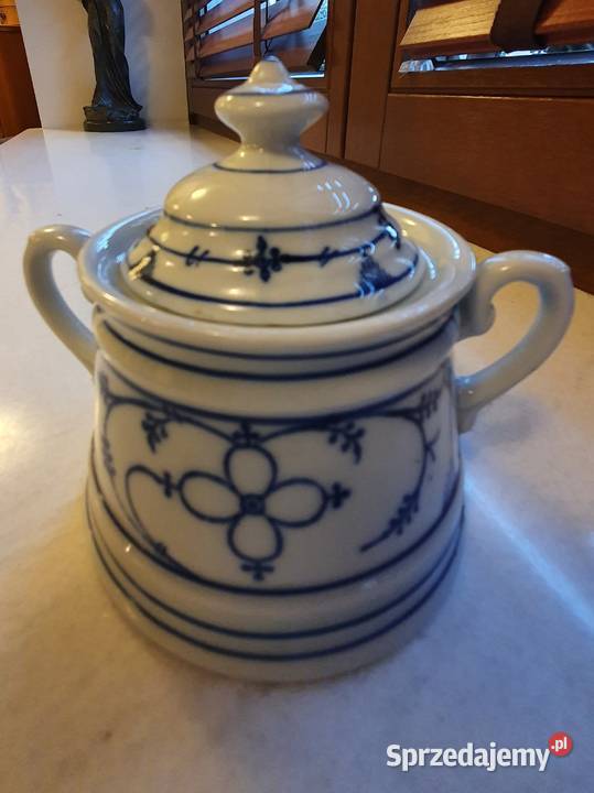 Cukiernica biała porcelanawzór cebulowy Lublin