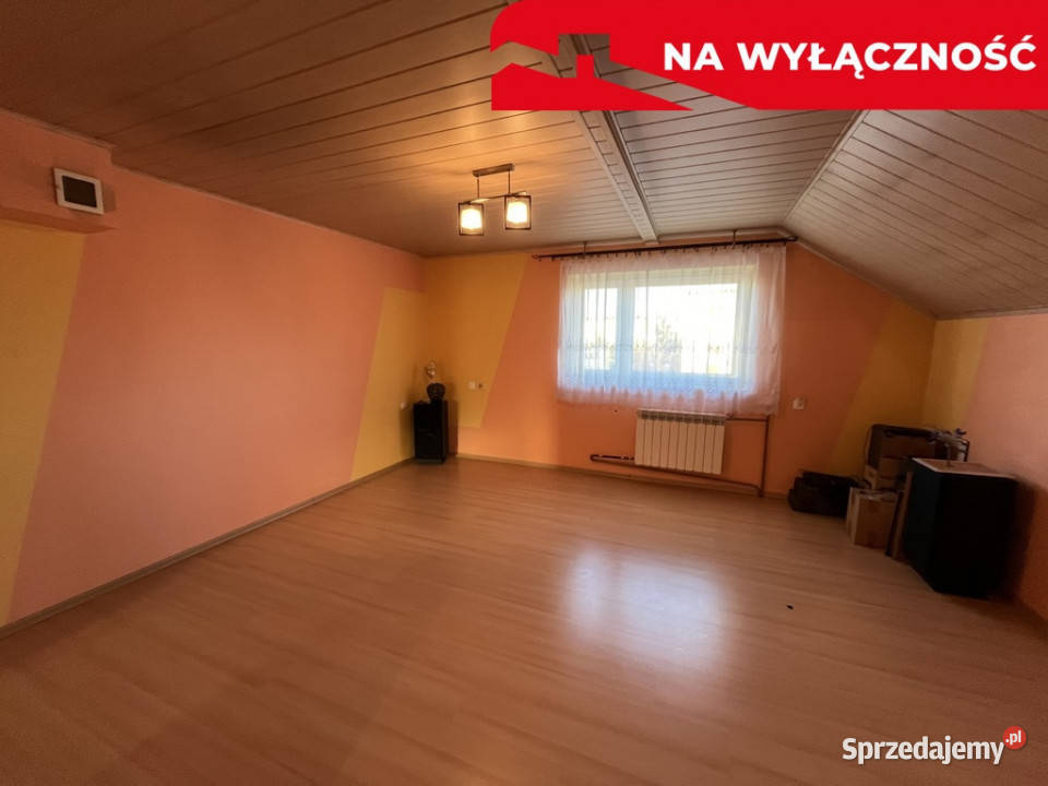 Dom wolnostojący z częścią handlową w Dęblinie sprzedam
