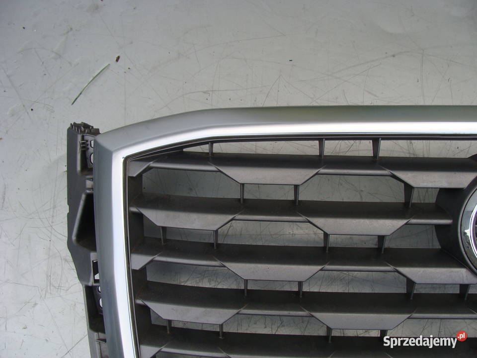 AUDI Q2 ATRAPA CHŁODNICY GRILL 8A1853651 osobowe zachodniopomorskie Goleniów