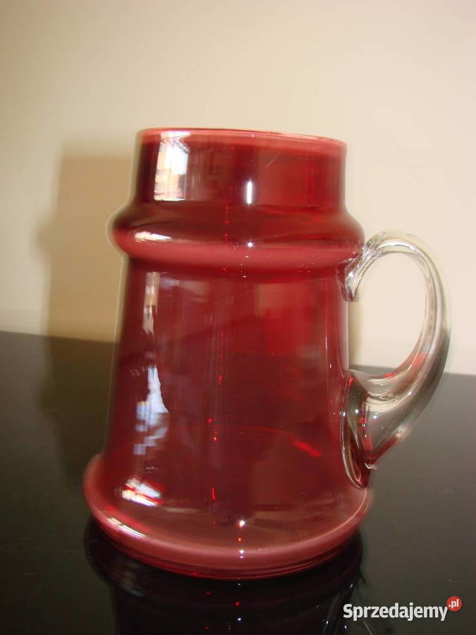 czerwony szklany kufel Porcelana i szkło pomorskie Pruszcz Gdański sprzedam