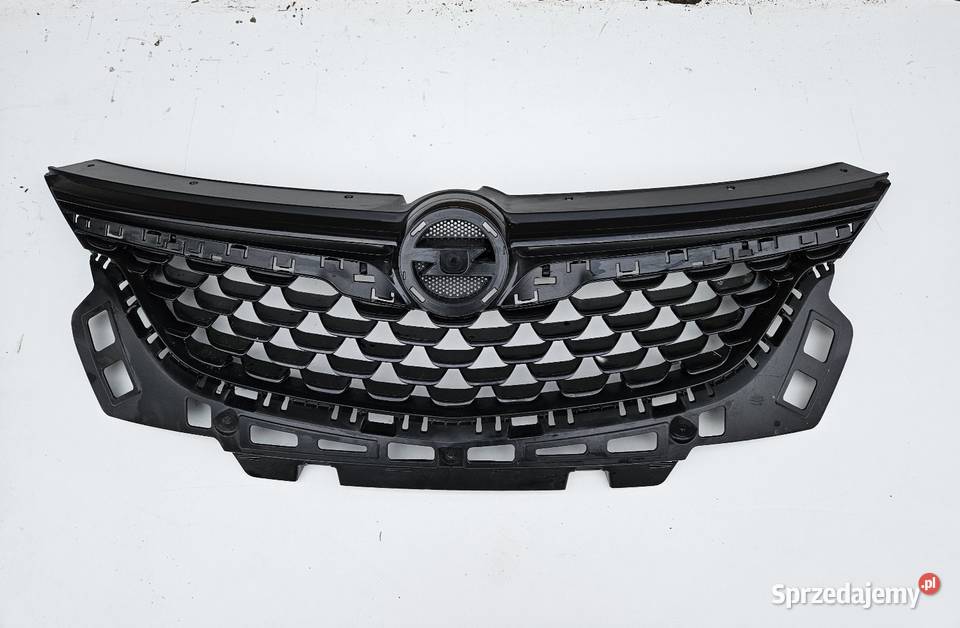 OPEL ZAFIRA C LIFT GRILL ATRAPA ZDERZAKA PRZÓD Atrapy Międzychód sprzedam