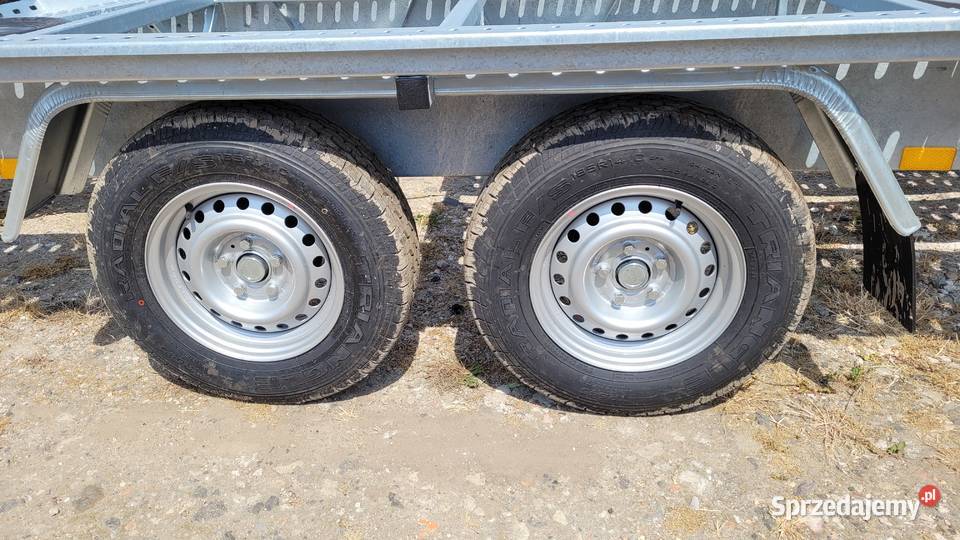 Laweta Garbatka przyczepa BORO ADAM 4x2 2700DMC