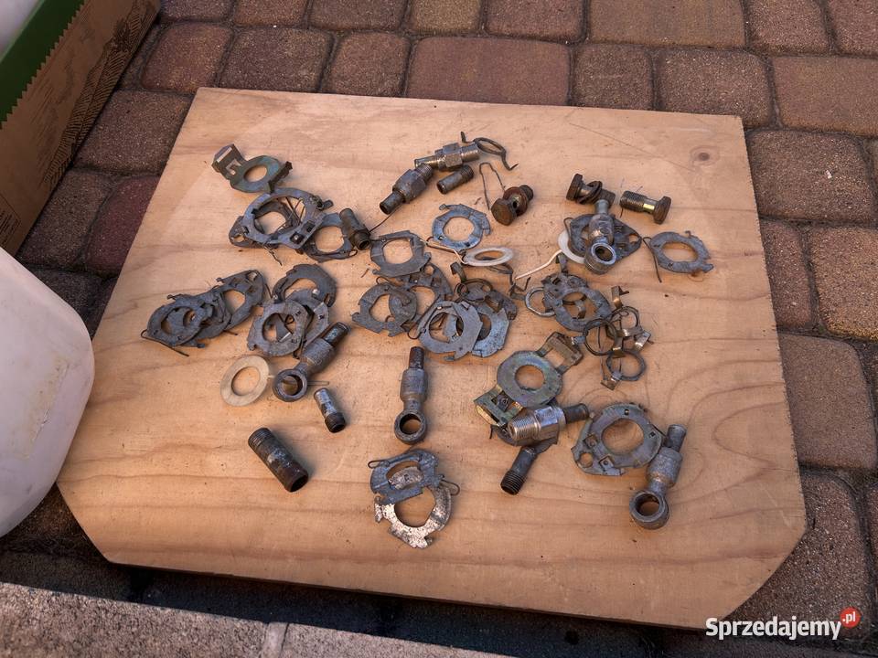Zestaw części samochodowych PRL Fiat 125p 126 sprzedam