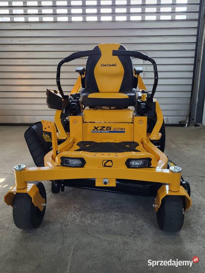 CUB CADET XZ5 L107 V2 Zero Turn 22 Traktorek Dymki