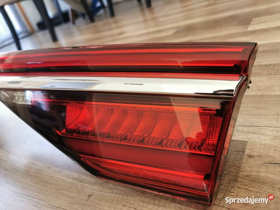 AUDI A8 S8 D5 1719 LAMPA TYLNA LED 4N0945095F Świerzawa