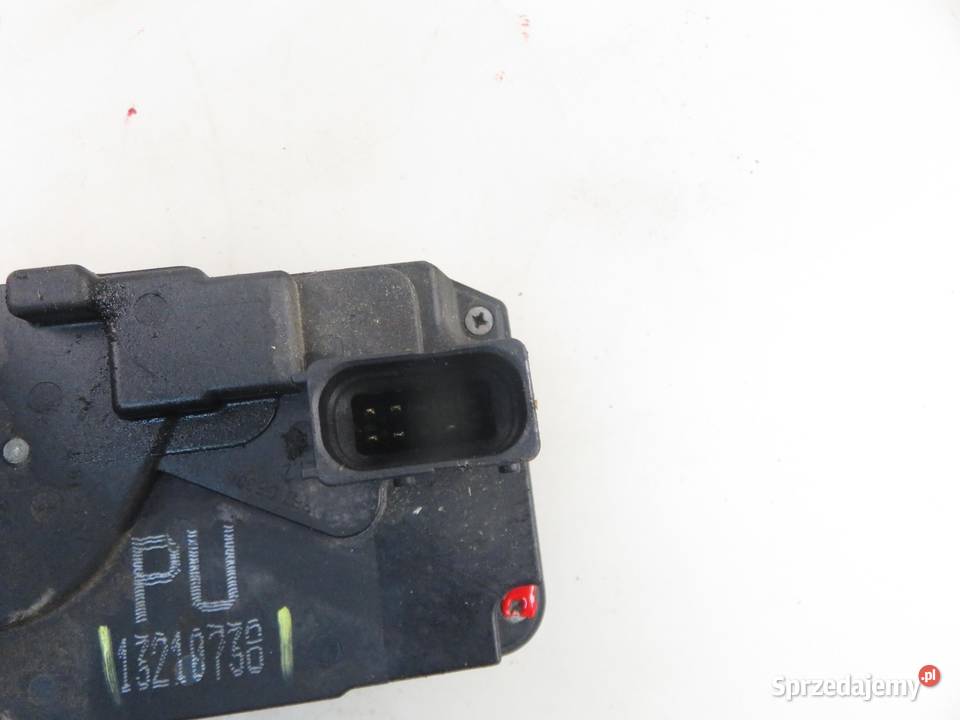 ZAMEK LEWY TYLNY OPEL ZAFIRA B 13210738