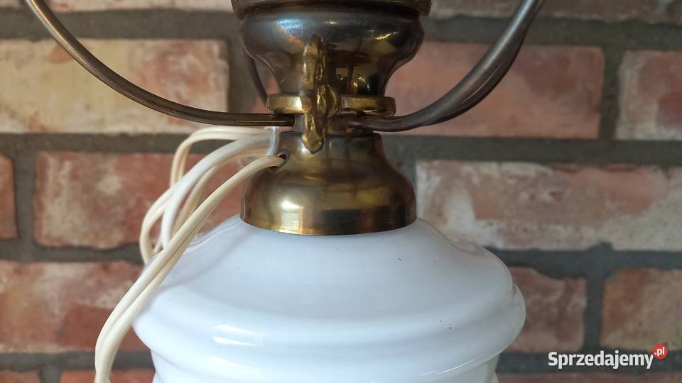 Lampka szklana biała Stołowa Gabinetowa Nocna Gawroniec