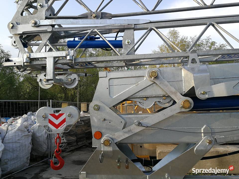 Dźwig dekarski budowlany szybko montujący Dźwigi, podnośniki dolnośląskie Ligota Piękna sprzedam