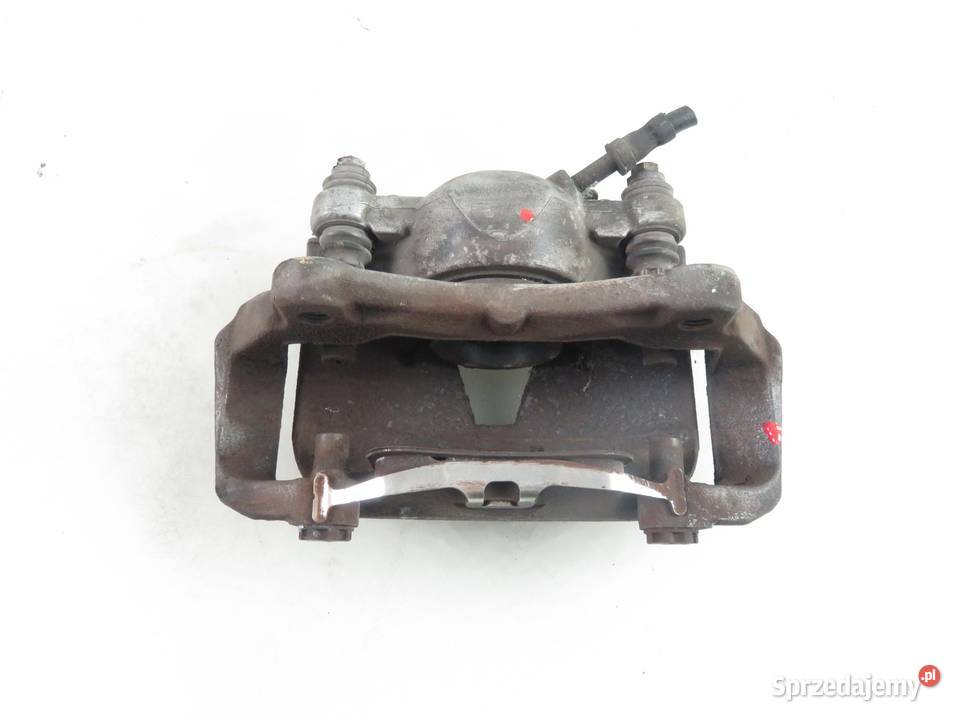 ZACISK LEWY PRZÓD AUDI Q5 20 TDI