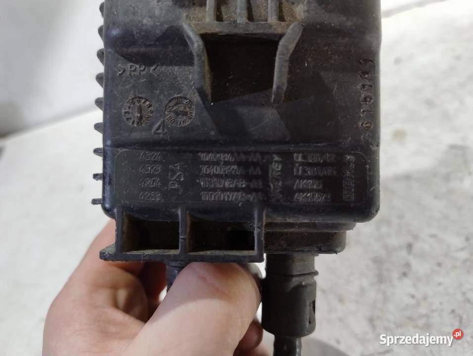 FILTR WĘGLOWY CITROEN C3 PICASSO 16 VTI osobowe Pozostałe