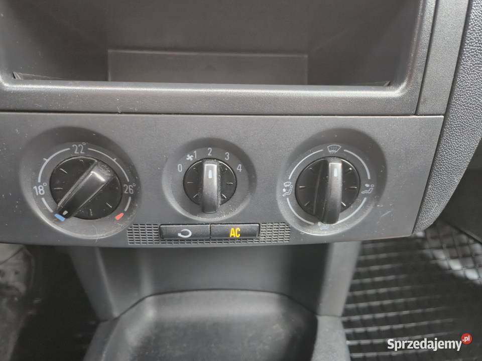 Skoda Fabia Combi 14 LIFT Klimatyzacja Bez Fabia Legnica sprzedam