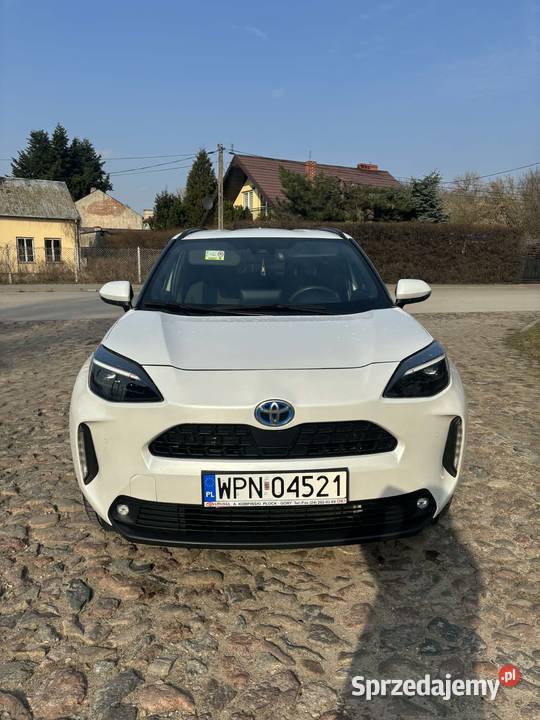 Toyota Yaris Cross Hybryda 2023 automatPierwszy elektrycznie ustawiane fotele