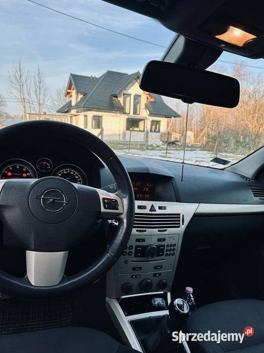 Opel Astra H GTC 16 bengaz czujnik parkowania Radomsko sprzedam