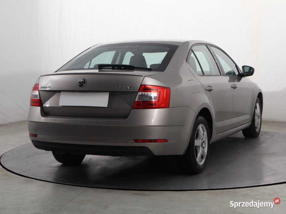 Skoda Octavia 15 TSI