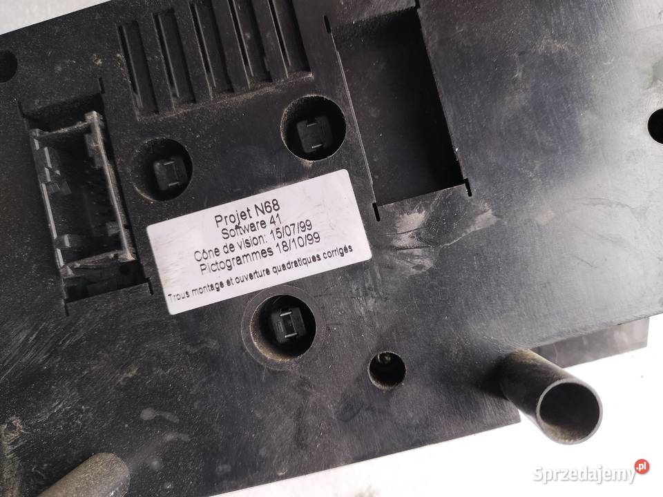 panel nawiewów citroen xsara picasso 96314105ZR Rok produkcji 1966
