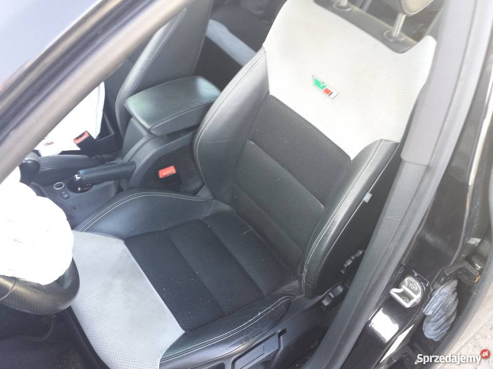 Skoda Octavia II RS Podłokietnik Tunel śląskie
