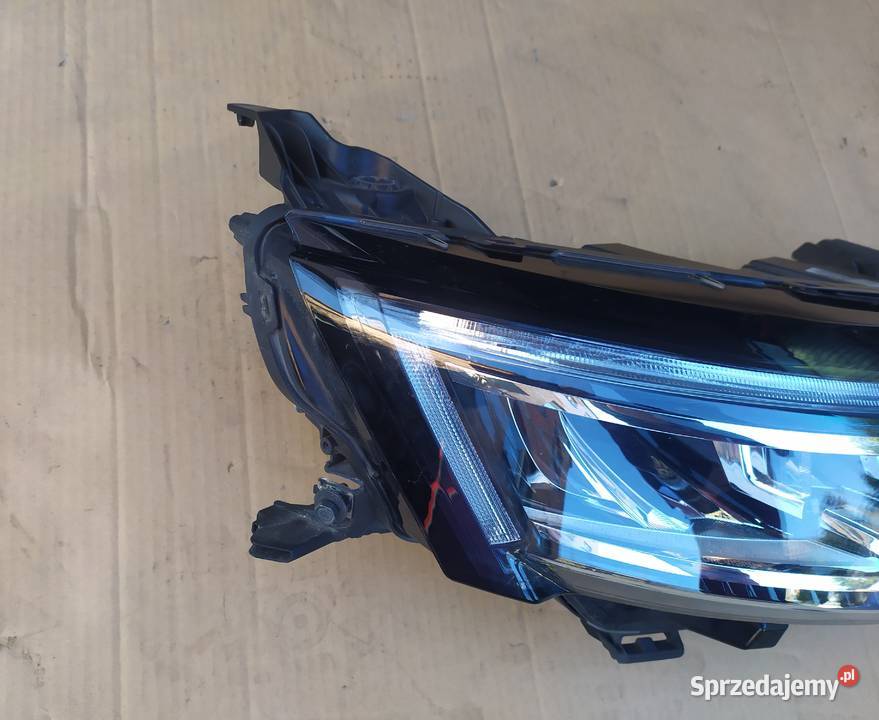 Koleos II lift reflektor lewy prawy full led Lampy przednie sprzedam