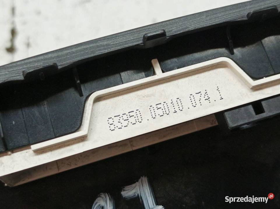 POPIELNICZKA T27 SCHOEK RAMKA 8395005010 Toyota Popielniczki