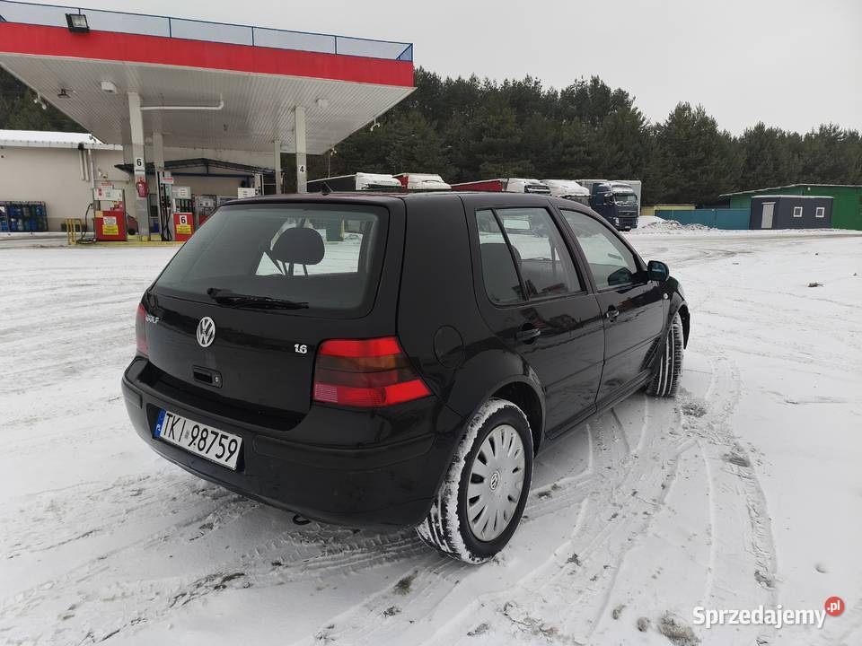 Volkswagen Golf 4 16 benzyna Golf Koprzywnica sprzedam
