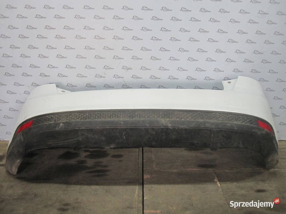 FORD FOCUS MK3 III 13r zderzak tył