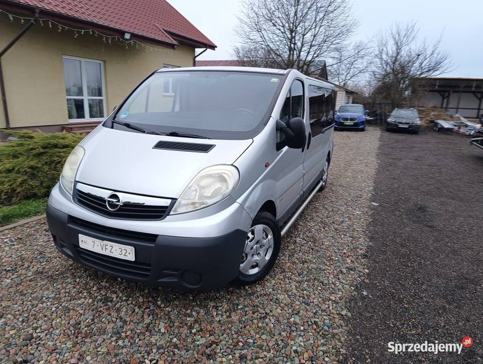 Opel Vivaro Long 20CDTI klima Automat 9osobowy Vivaro Poniatowa
