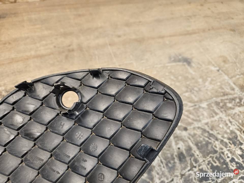 MERCEDES AKLASA W177 KRATKA LEWA ZDERZAKA PRZÓD osobowe wielkopolskie Międzychód sprzedam