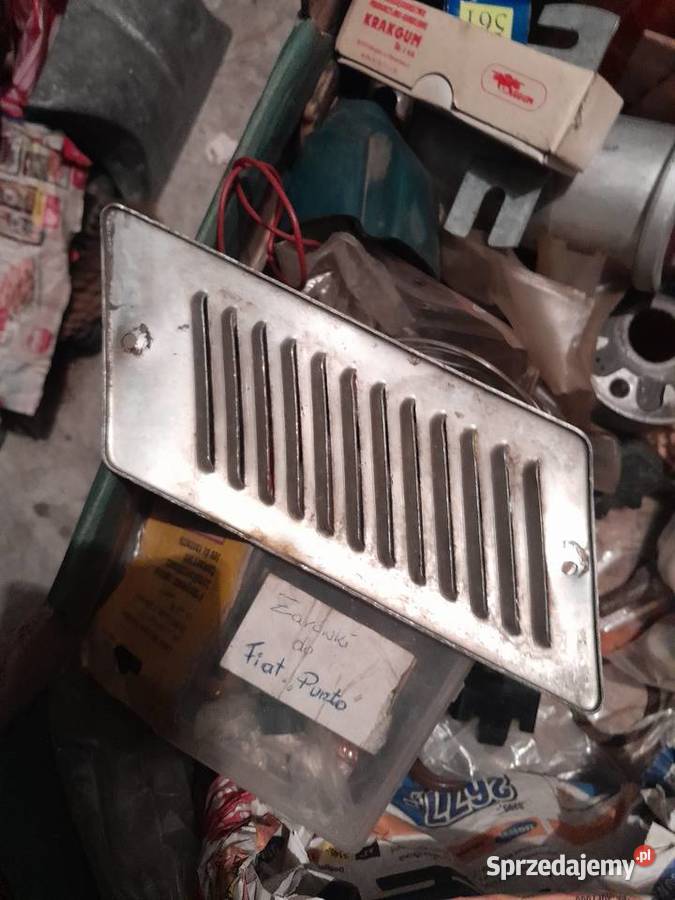 Wlot powietrza do fiata 125p Konstantki
