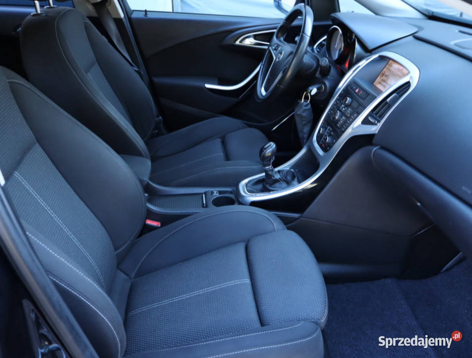 Opel Astra 14 T Piaseczno