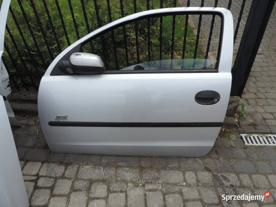 DRZWI LEWY PRZÓD OPEL CORSA C 3D Z157 Nowy Sącz