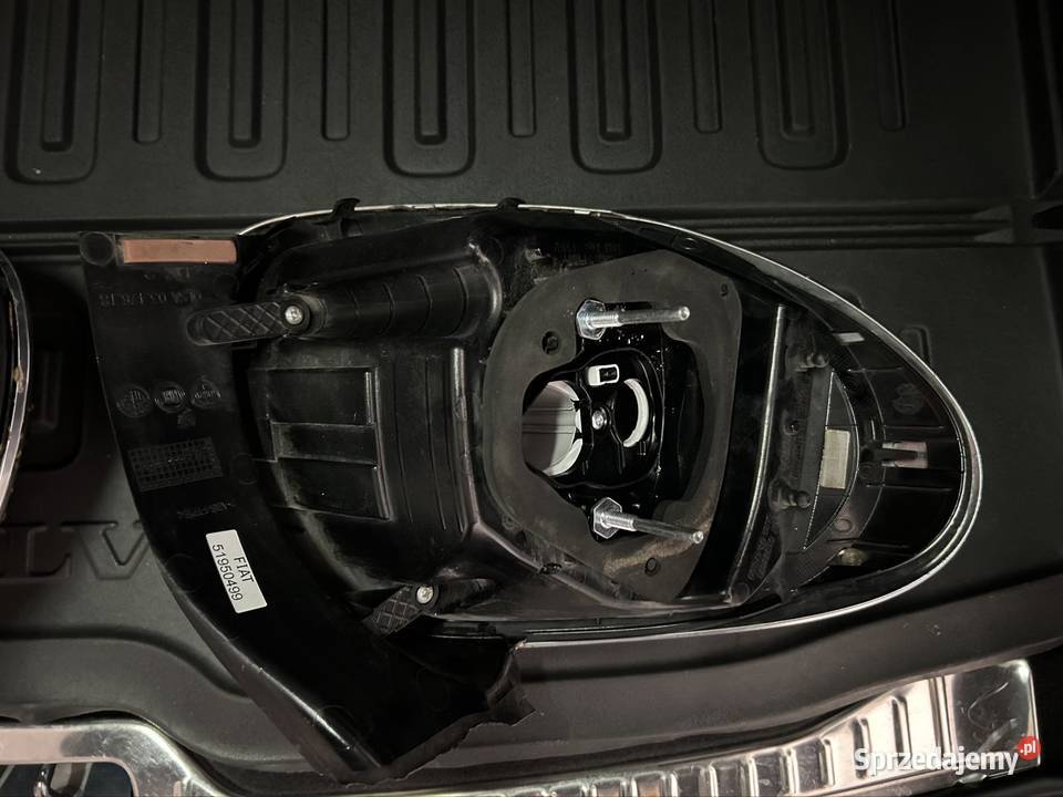 Lampy tył Fiat 500L