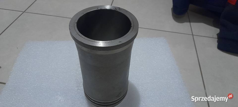 Tuleje tłoki do silnika s4001 ursus c355 c360 Proszowice sprzedam