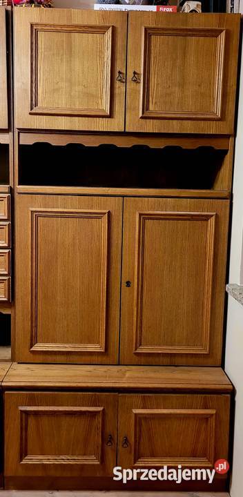 Meblościanka drewniana 4 piony razem 35m Wrocław