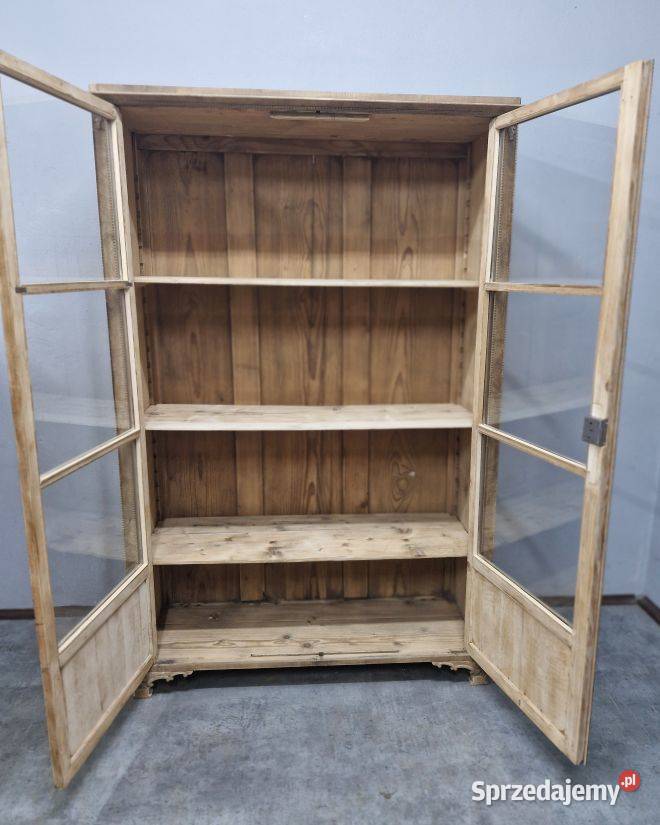 Orzechowa Biblioteka w Stylu Biedermeier