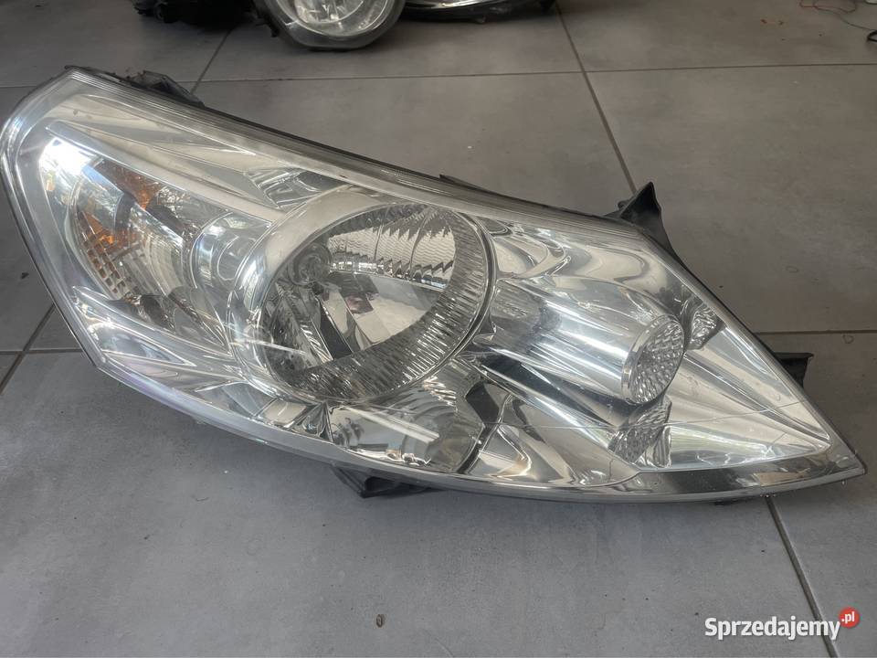 Jumpy Scudo reflektor prawy osobowe Kozubszczyzna sprzedam