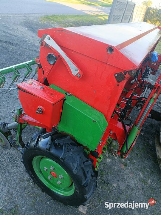 Siewnik Poznaniak 3m łódzkie Czarnów sprzedam
